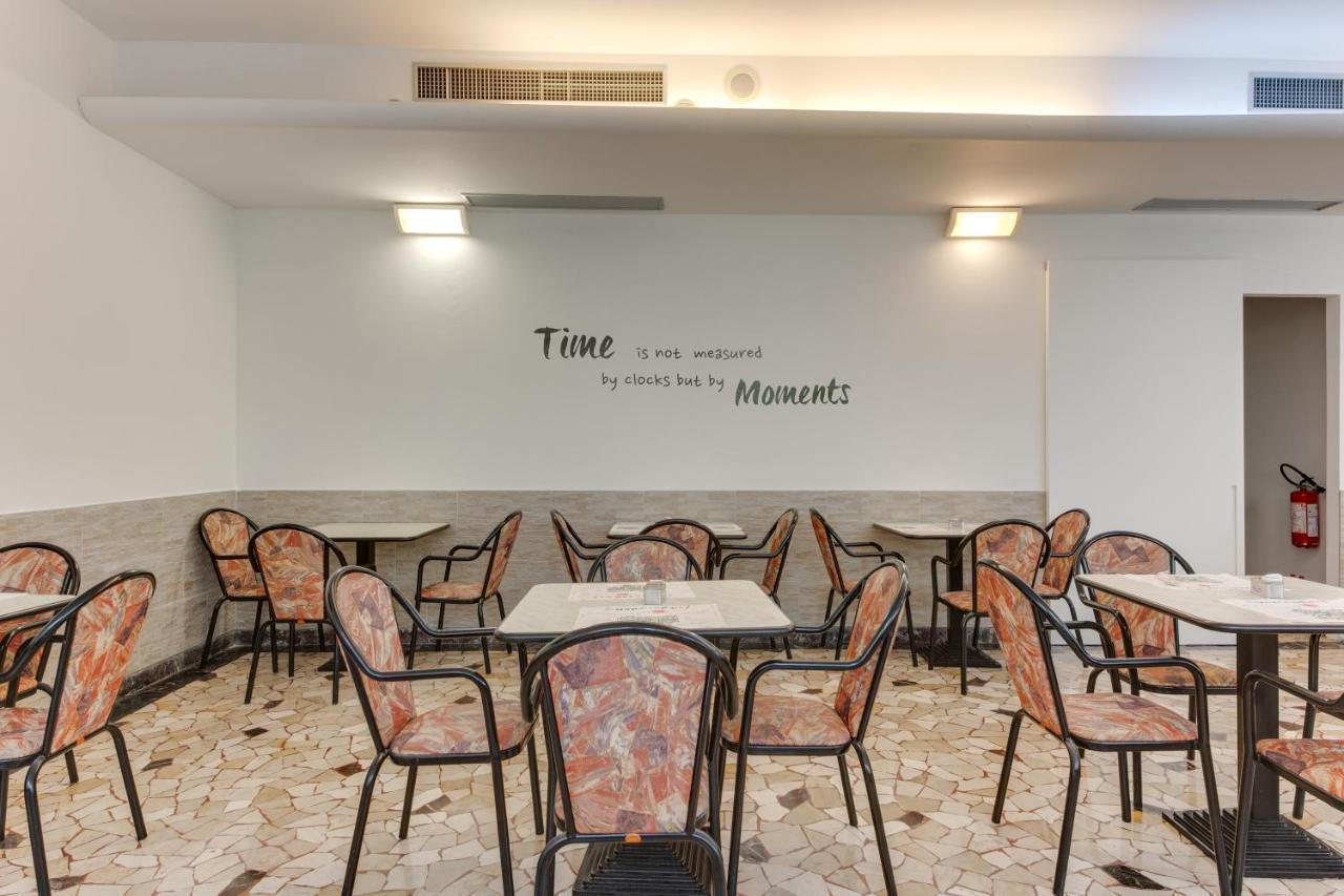 Hotel Merope 3*
